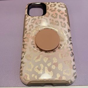Pink leopard otter box